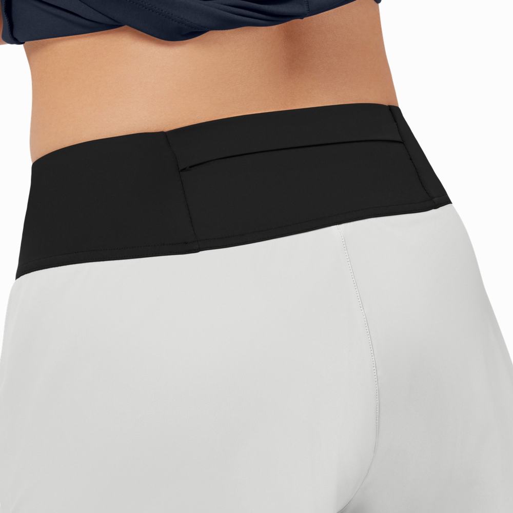 On Running Løpeshorts Dame Beige Svarte | XWVL-35168